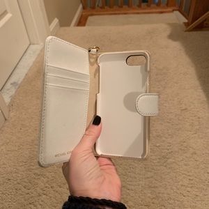 MK iPhone 8 phone case+card holder in great shape